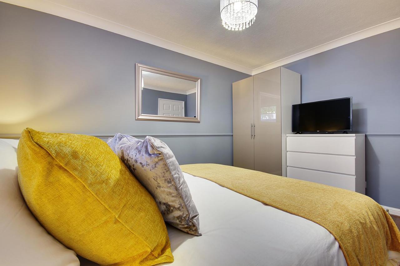 14 Oxford Mews - 5 Star Living For Up To 10 People Villa Southampton Dış mekan fotoğraf